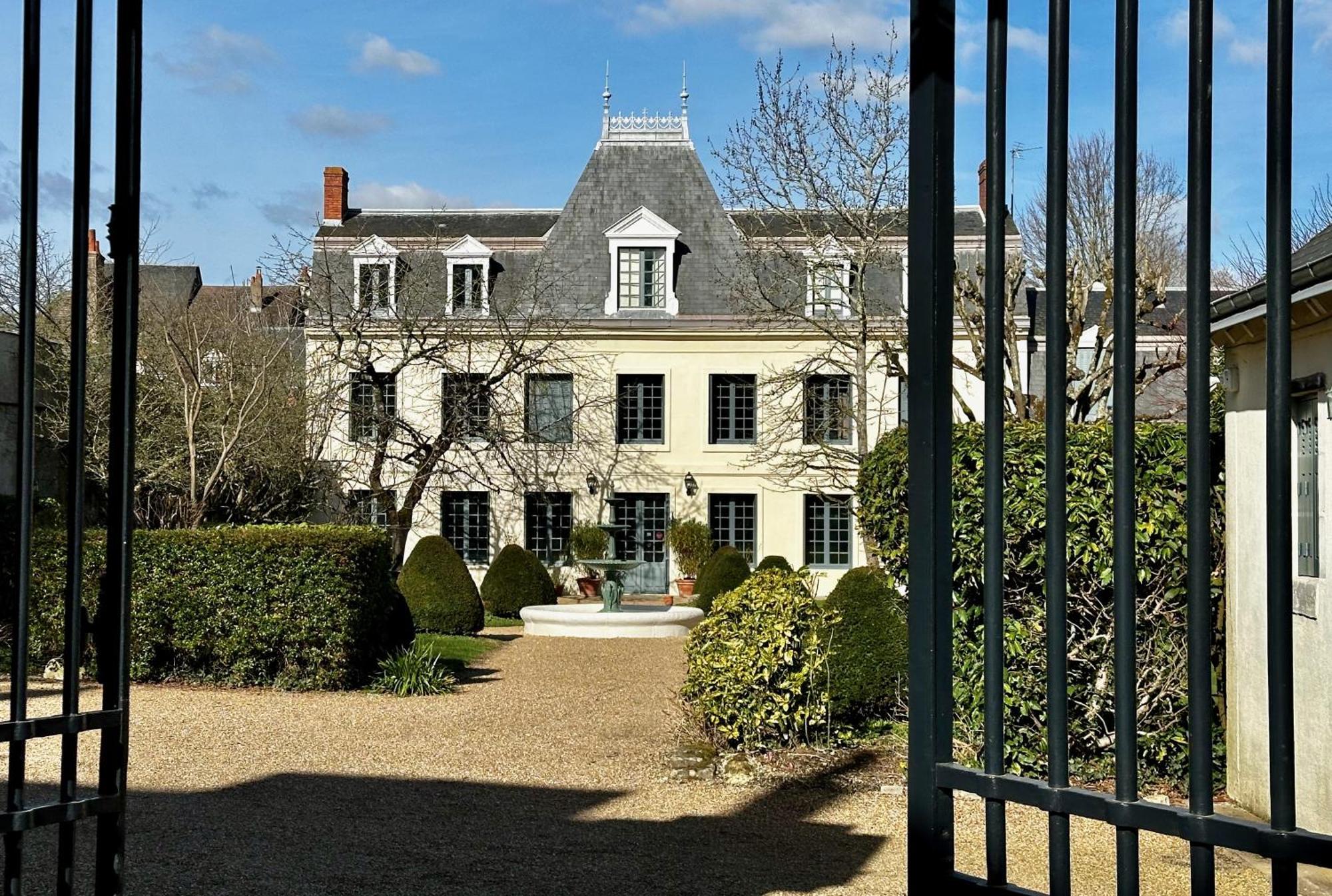 Le Vieux Manoir Amboise Exterior foto
