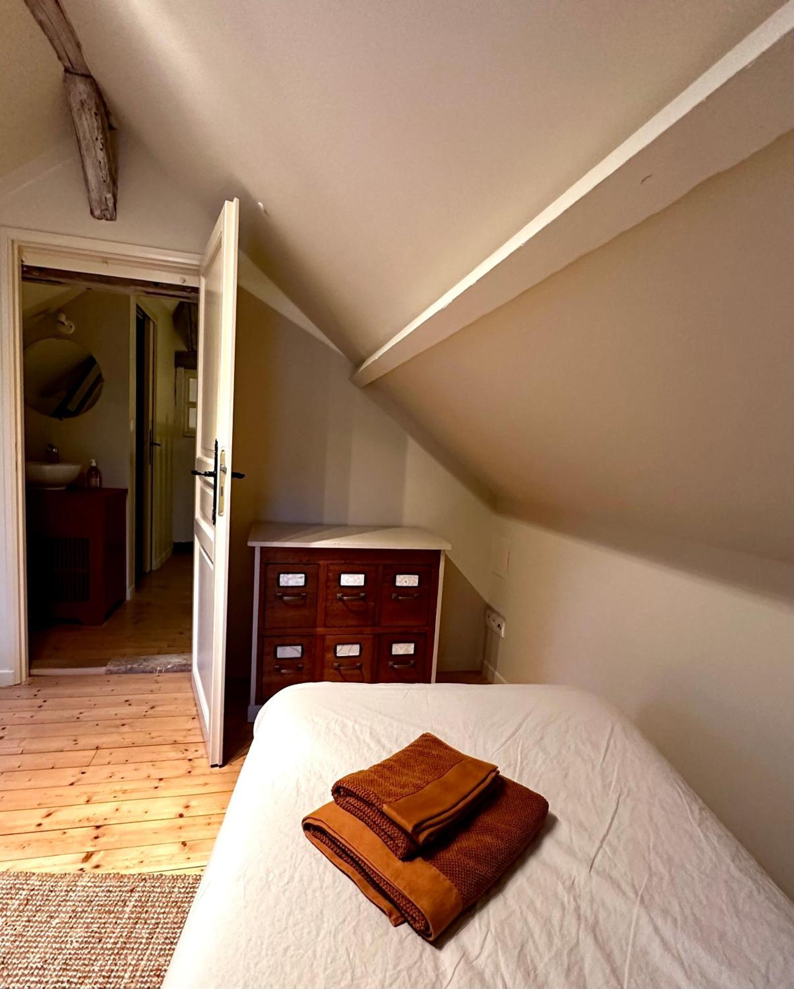 Le Vieux Manoir Amboise Exterior foto