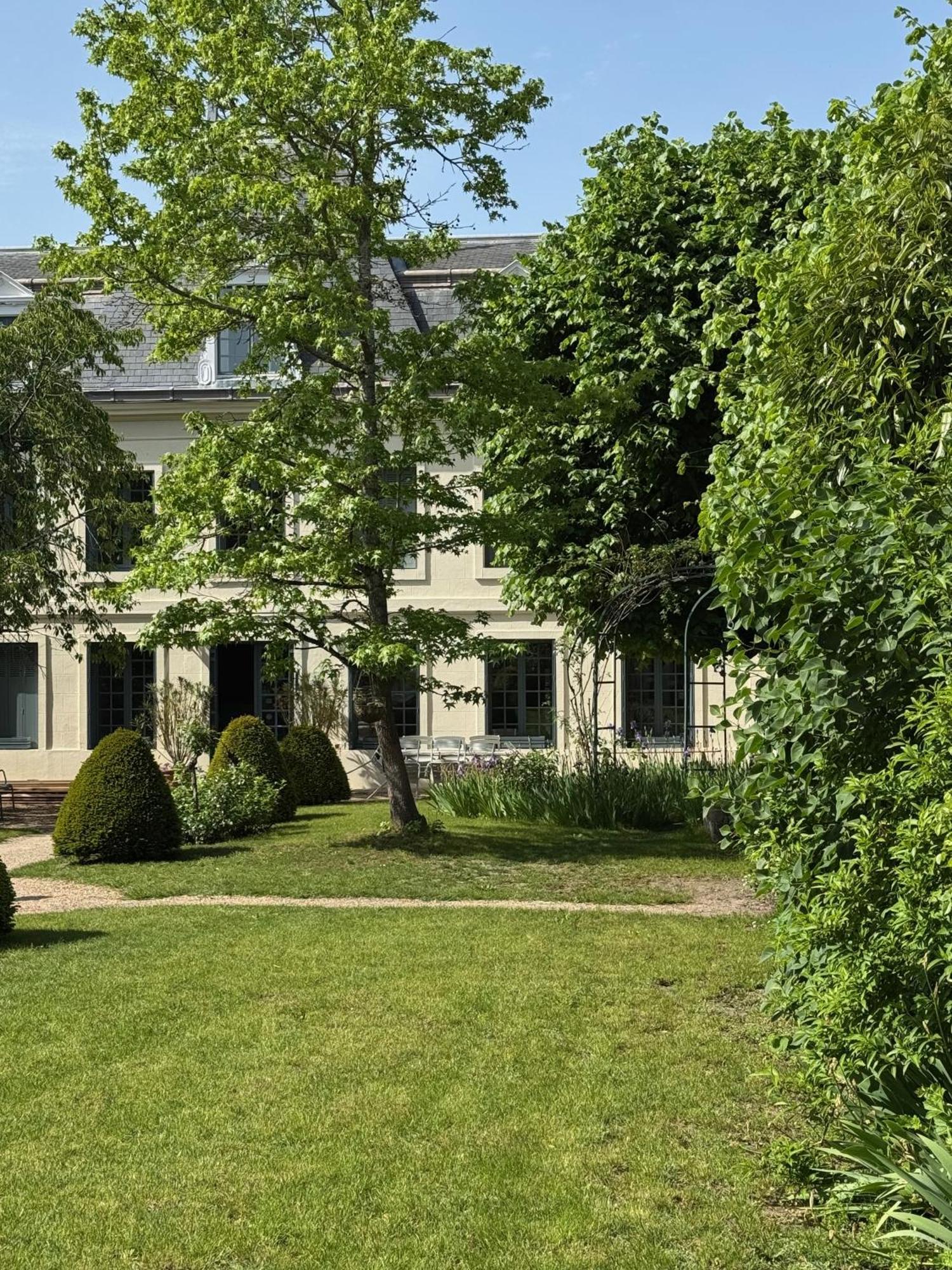 Le Vieux Manoir Amboise Exterior foto
